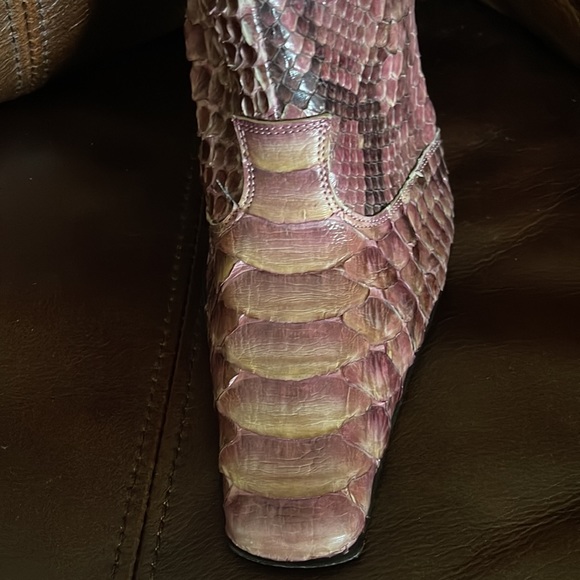 Burgundy/python boots - Picture 5 of 10
